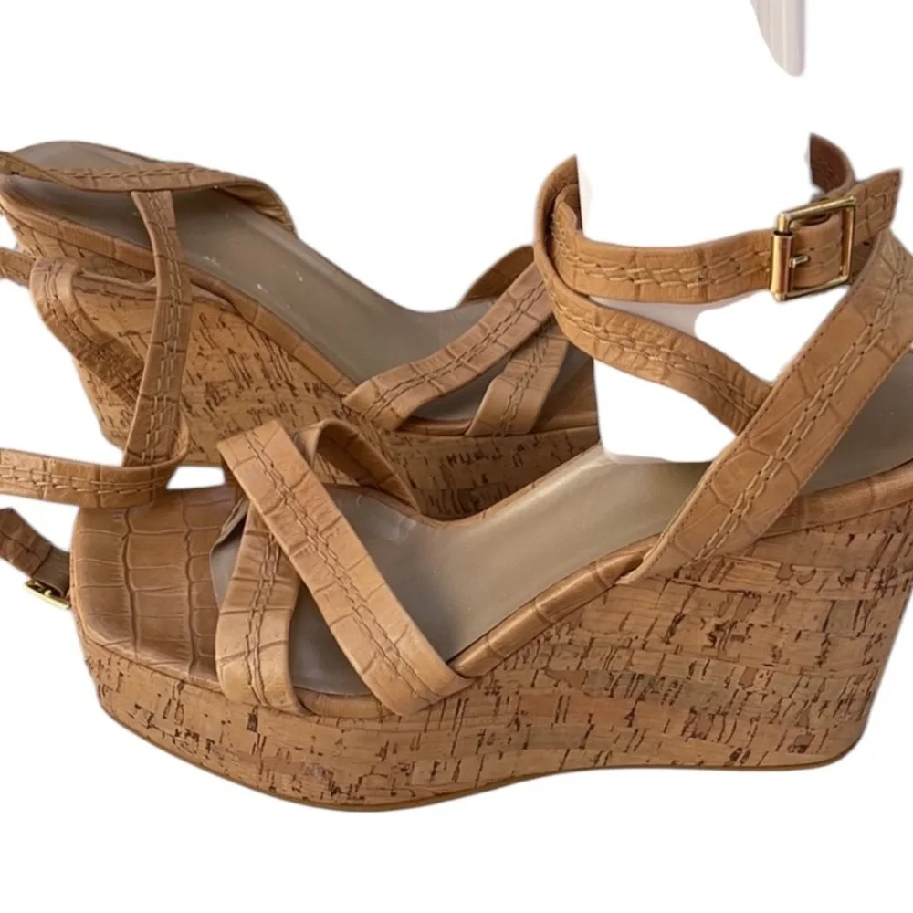 Stuart Weitzman size 10 tan ankle strap platforms cork heel - Picture 2 of 8